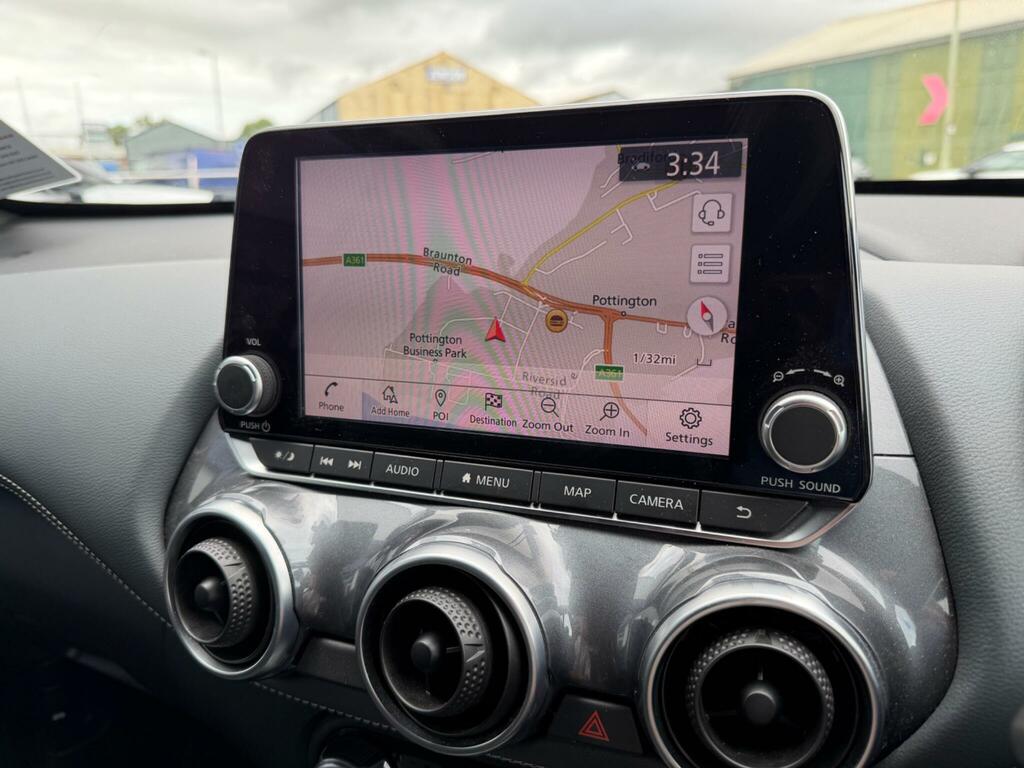 Nissan Juke 1.0 Dig-t N-connecta 5-Door Hatchback Silver #15