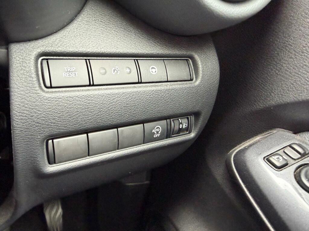 Nissan Juke 1.0 Dig-t N-connecta 5-Door Hatchback Silver #13