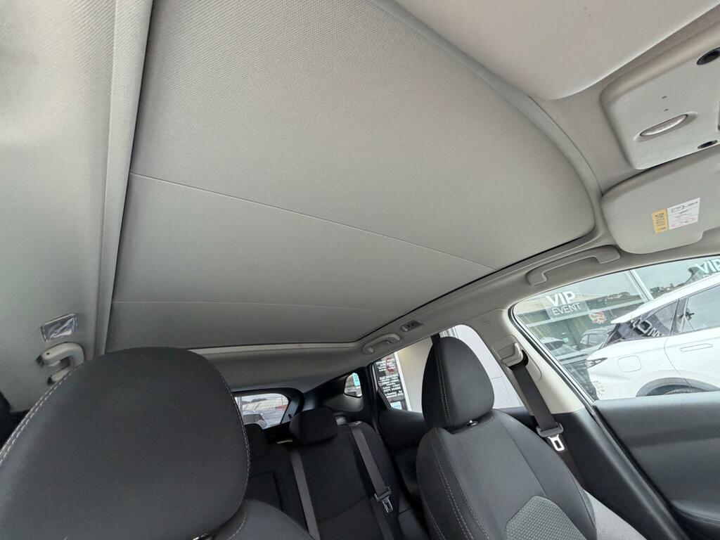 Nissan Qashqai Acenta Premium White #19
