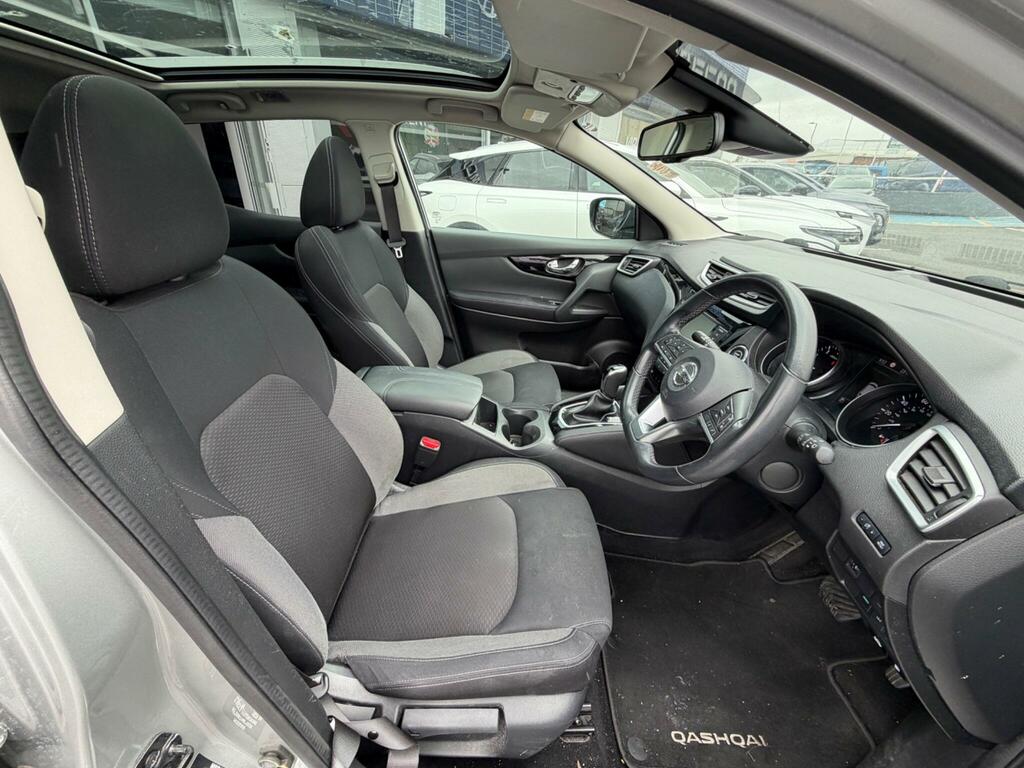 Nissan Qashqai Acenta Premium White #8