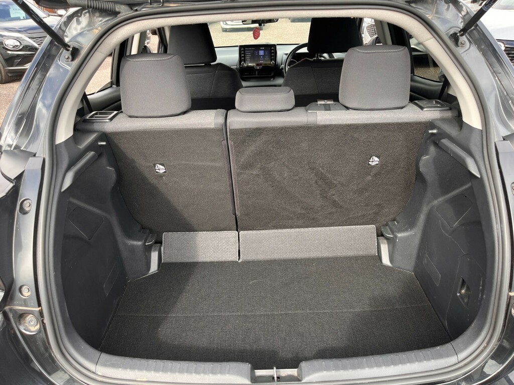 Toyota Yaris 1.5 Vvt-h Excel E Cvt White #43