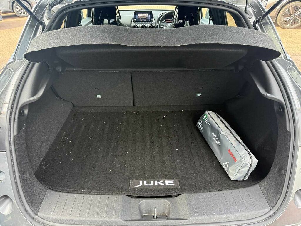 Nissan Juke 1.6 Hybrid Tekna Grey #6