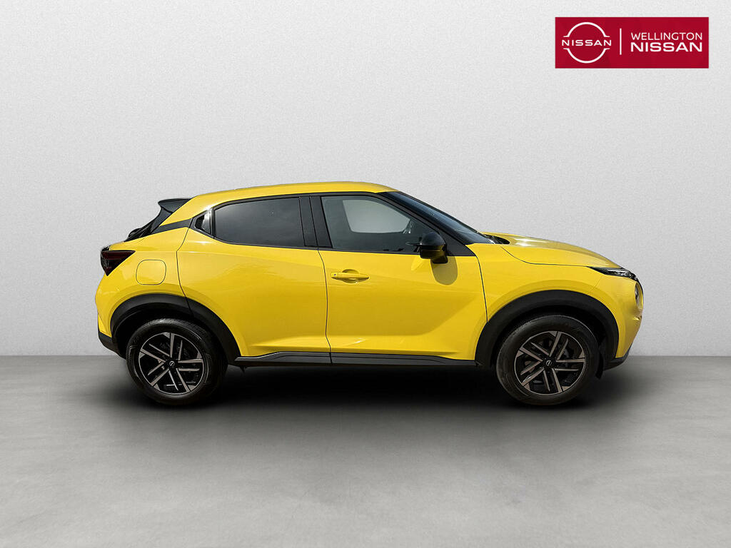 Nissan Juke 1.0 Dig-t 114 N-connecta Black #2