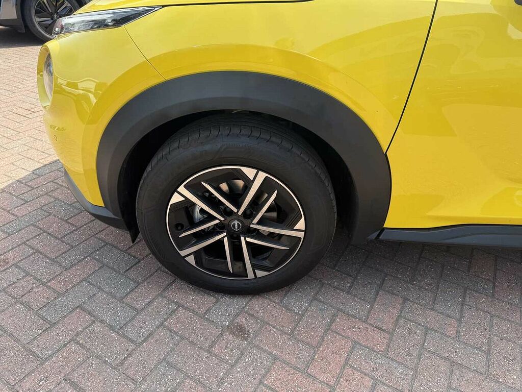 Nissan Juke 1.0 Dig-t 114 N-connecta Black #14