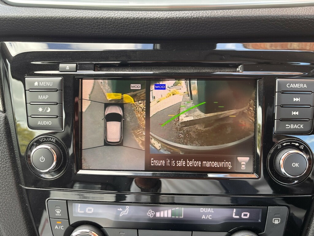 Nissan Qashqai Acenta Premium Silver #23
