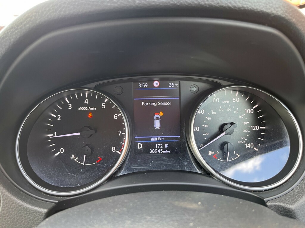 Nissan Qashqai Acenta Premium Silver #24