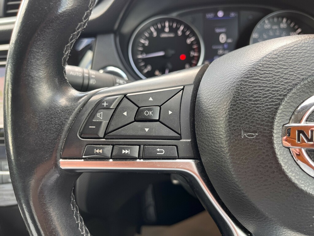 Nissan Qashqai Acenta Premium Silver #13