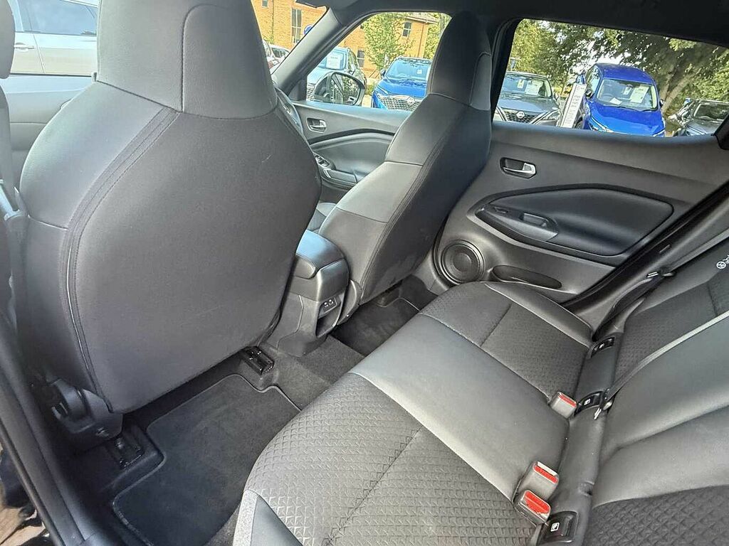 Nissan Juke 1.6 Hybrid N-connecta Black #16
