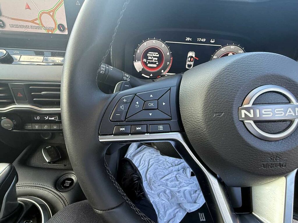 Nissan Juke 1.6 Hybrid N-connecta Black #25