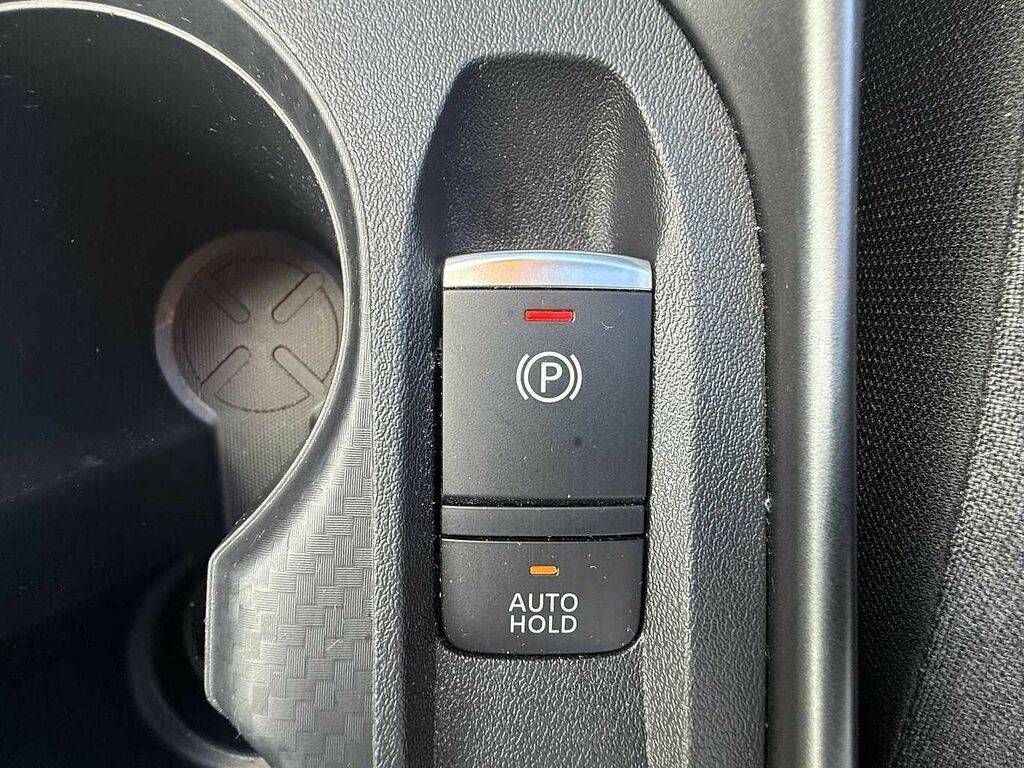 Nissan Juke 1.6 Hybrid N-connecta Black #32