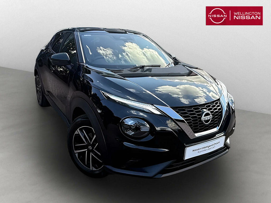 Nissan Juke 1.6 Hybrid N-connecta Black #2