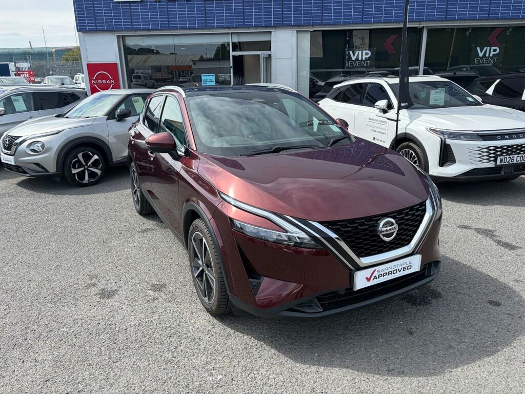 Nissan Qashqai 1.3 Dig-t Acenta Premium Silver #1