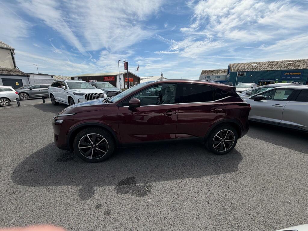 Nissan Qashqai 1.3 Dig-t Acenta Premium Silver #5