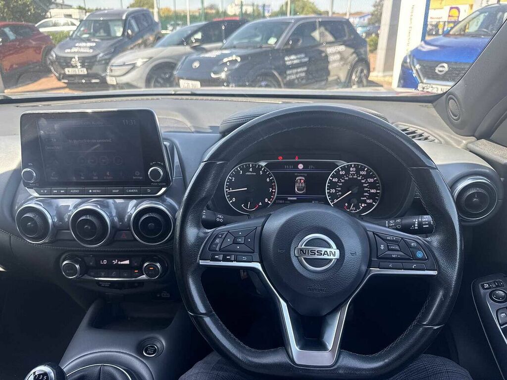 Nissan Juke 1.0 Dig-t 114 Tekna Grey #3