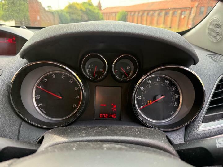 Vauxhall Mokka 1.6 Tech Line 2Wd Euro 5 Ss White #39