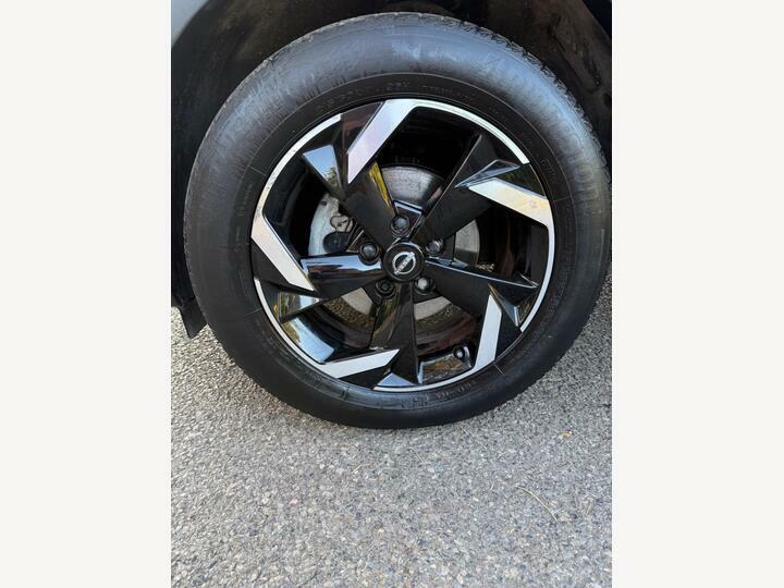 Nissan Juke 1.6 Hybrid Tekna Grey #24