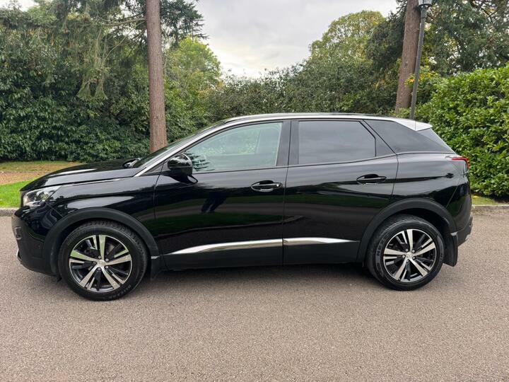 Peugeot 3008 1.2 Puretech Allure Eat Euro 6 Ss Black #2