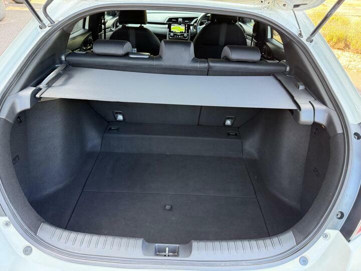 Honda Civic 1.5 Vtec Turbo Sport Plus 5-Door Blue #31