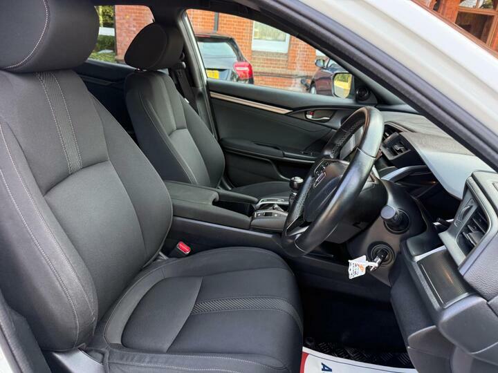 Honda Civic 1.5 Vtec Turbo Sport Plus 5-Door Blue #37