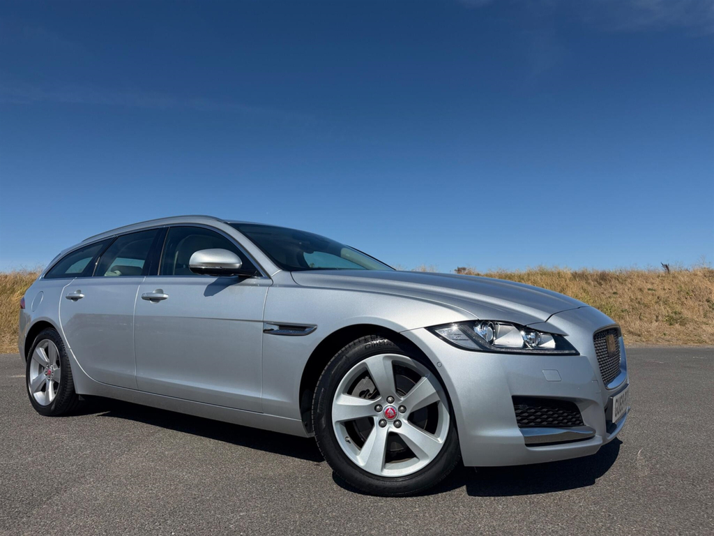 Jaguar XF 2.0I Portfolio Sportbrake Euro 6 Ss Silver