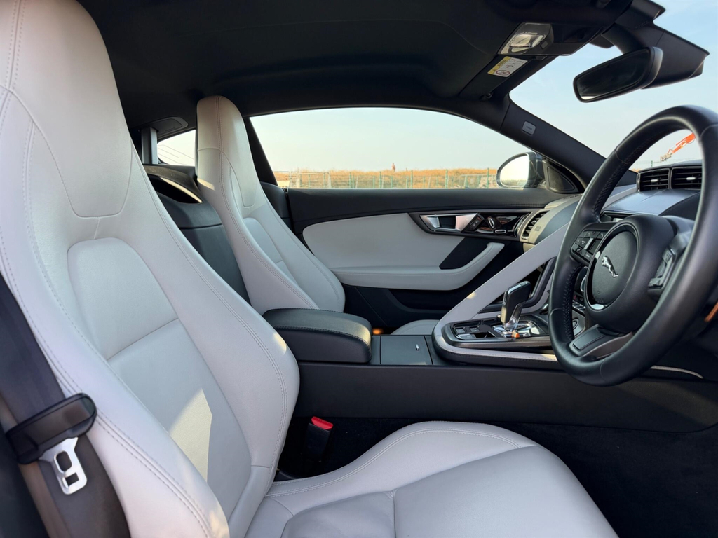 Jaguar F-Type 3.0 V6 S Coupe Euro 5 Ss 380 P #2