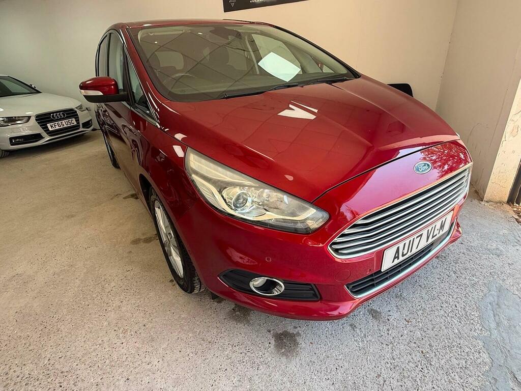 Ford S-Max Mpv 2.0 Tdci Titanium Powershift Euro 6 Ss Red