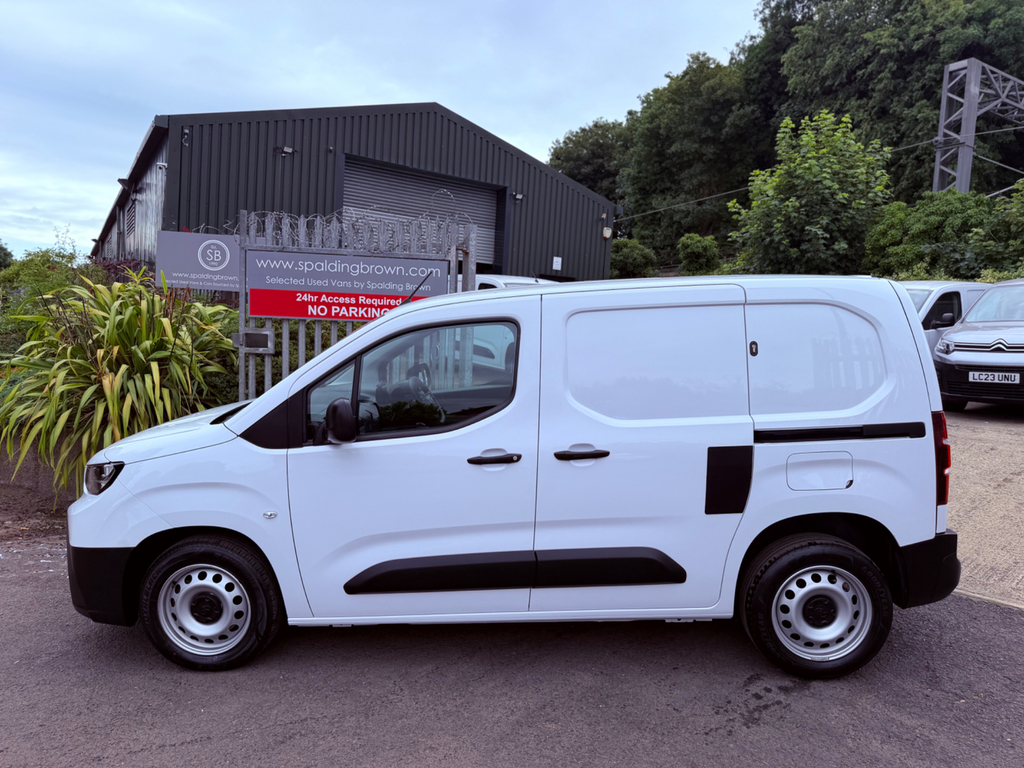 Toyota PROACE 1.5 Bluehdi Active Short Panel Van 6Dr Manu  #5