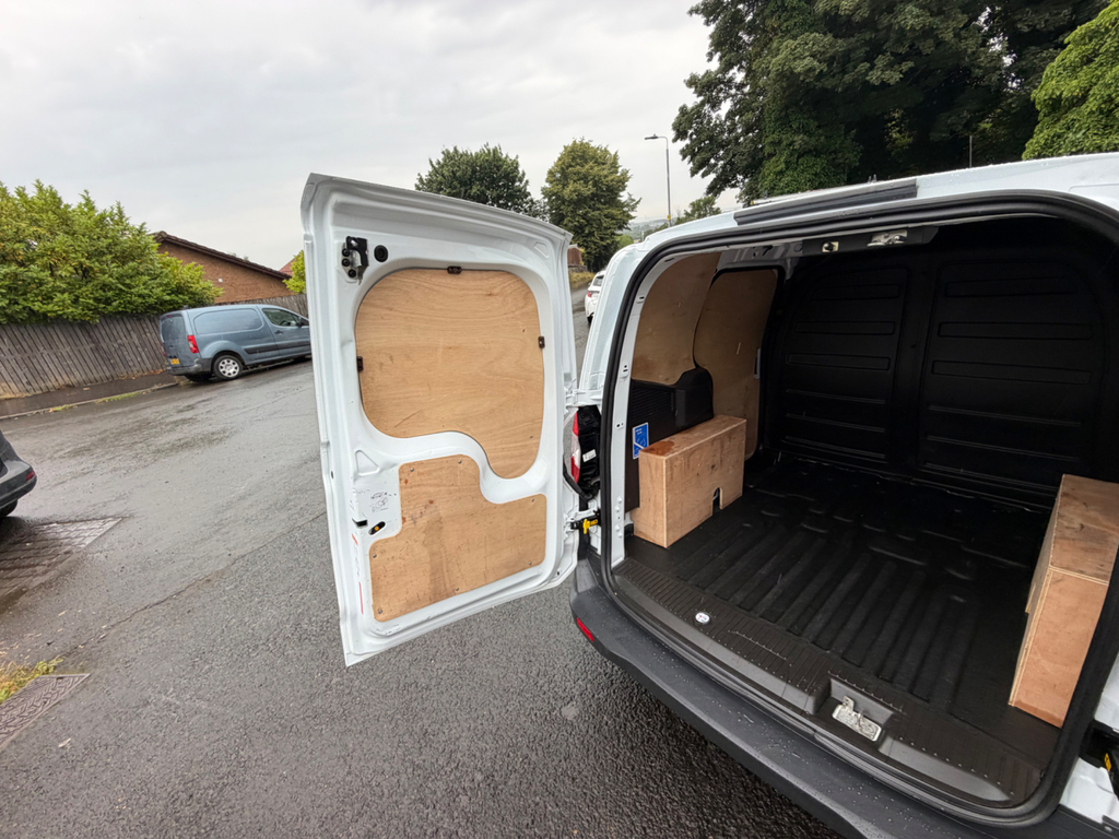 Ford Transit Courier Courier Sport 1.5L 100Ps, Nationwide Delivery Avai Grey #10