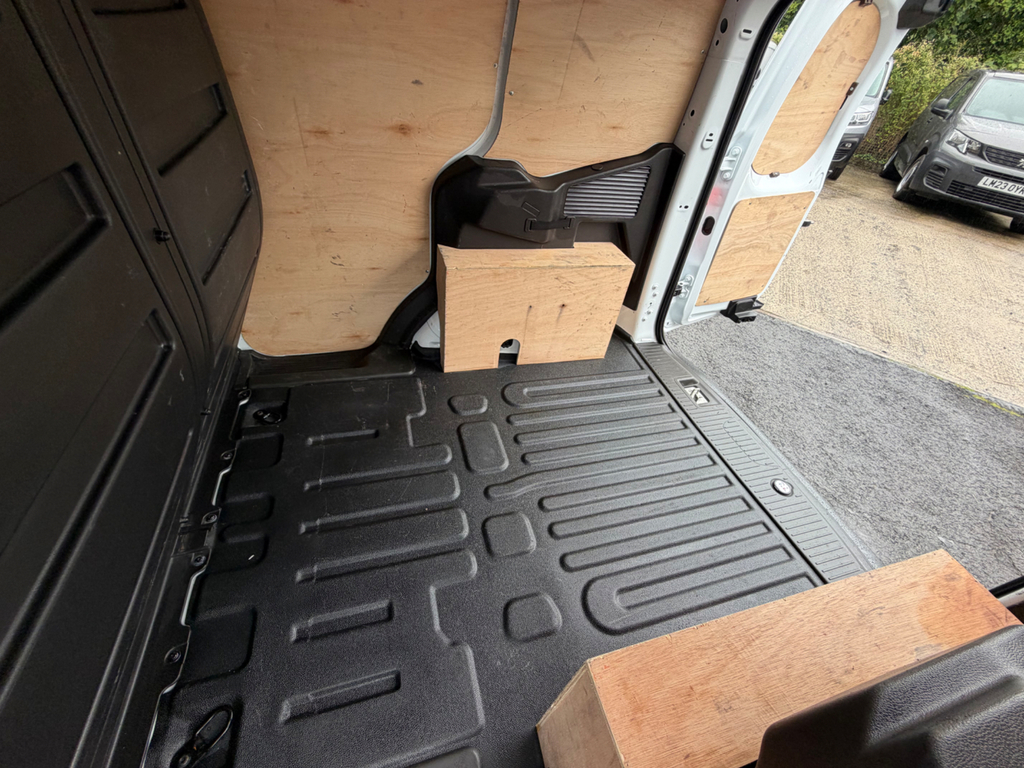 Ford Transit Courier Courier Sport 1.5L 100Ps, Nationwide Delivery Avai Grey #13