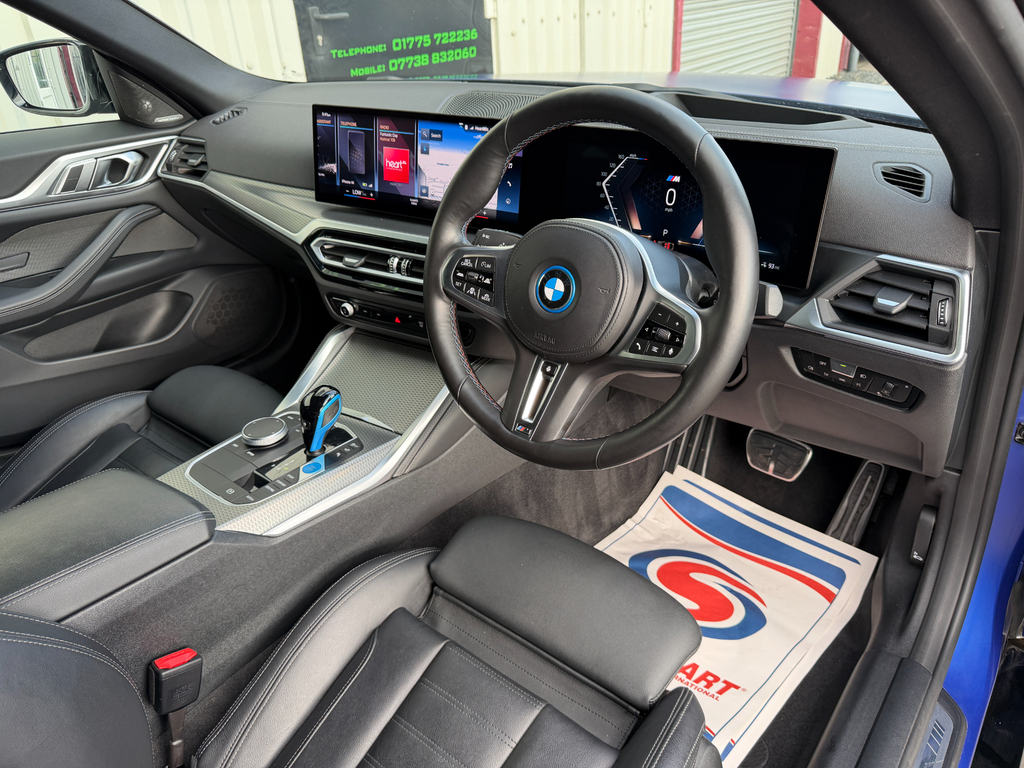 BMW i4 M50 Tech Plus Packdrivers Assistant Professional  #4