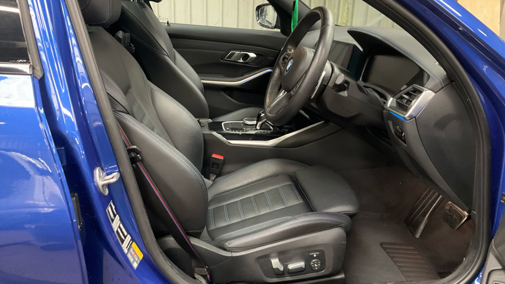 BMW 3 Series M Sport Comfort Plus Packsunroofm Sport Provis  #2