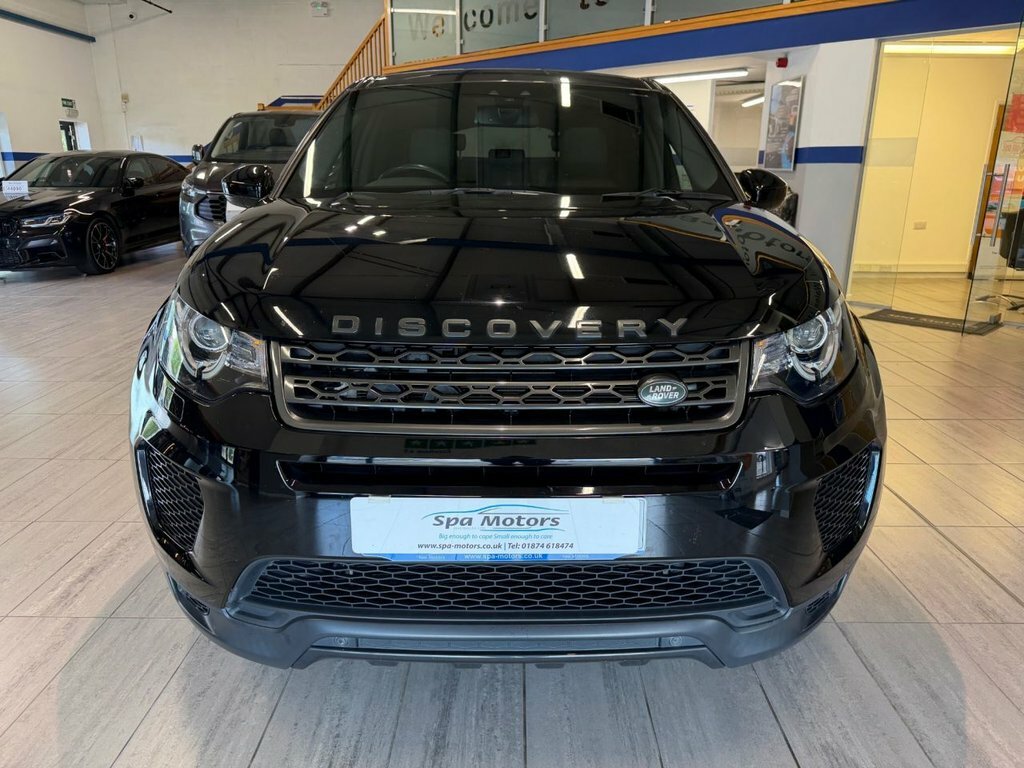 Land Rover Discovery Sport 2L Landmark YW68KHA Black #2