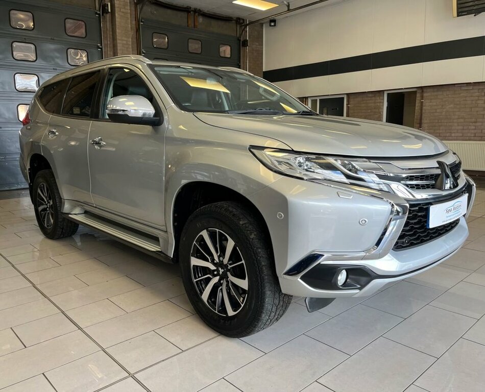 Mitsubishi Shogun Sport 2.4L 4 Silver