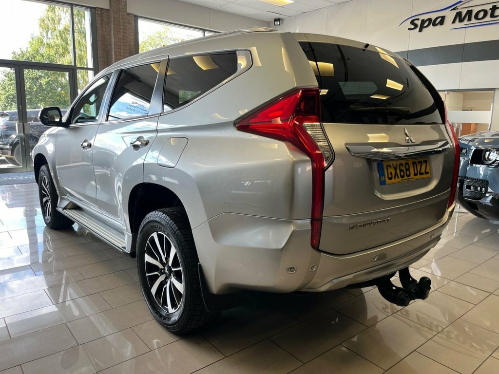 Mitsubishi Shogun Sport 2.4L 4 Silver #4