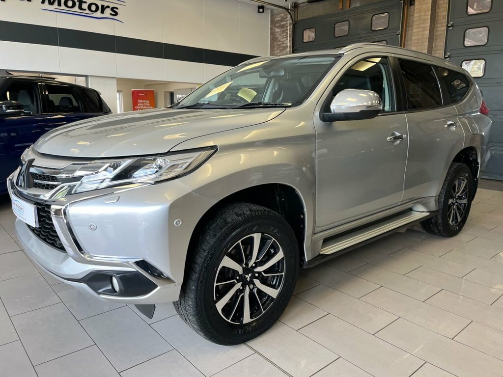 Mitsubishi Shogun Sport 2.4L 4 Silver #3