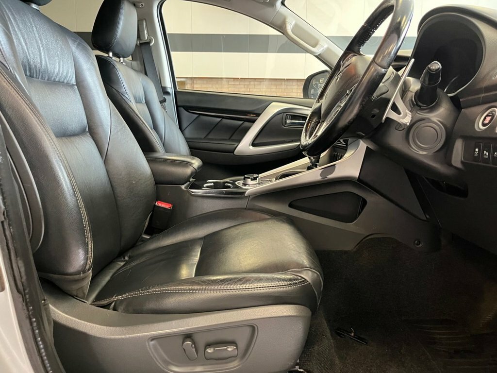 Mitsubishi Shogun Sport 2.4 Di-dc 4 4Wd Grey #7