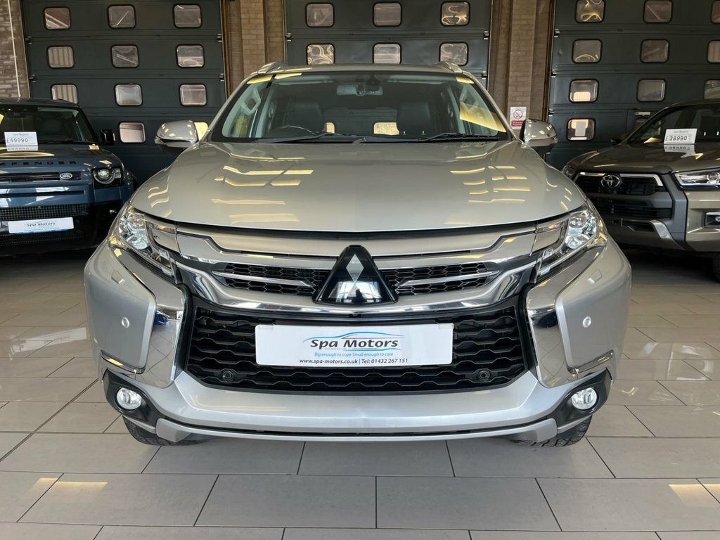 Mitsubishi Shogun Sport 2.4L 4 Silver #2