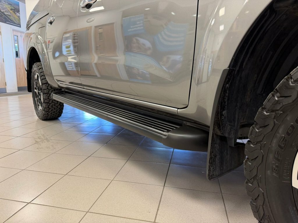 Nissan Navara Double Cab Pick Up Tekna 2.3Dci 190 Tt 4Wd #10