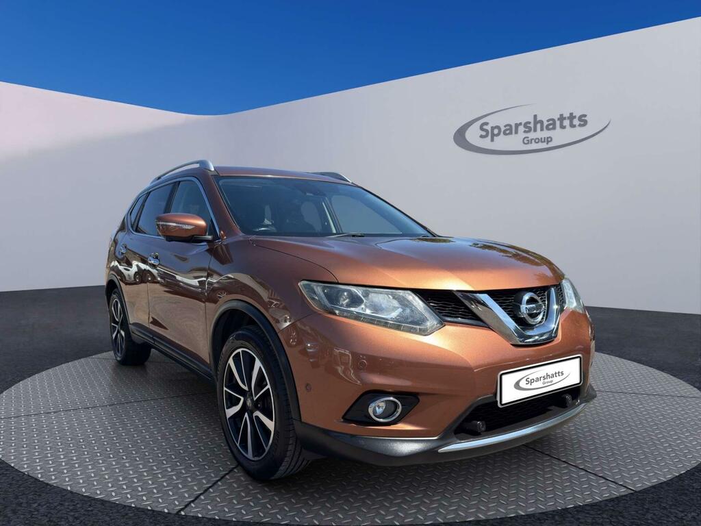 Nissan X-Trail Tekna EU66MXG Orange