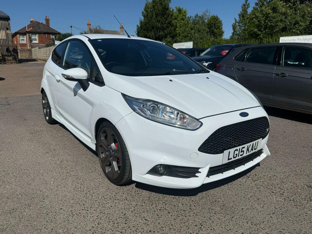 Ford Fiesta 1.6T Ecoboost St-2 Euro 5 White