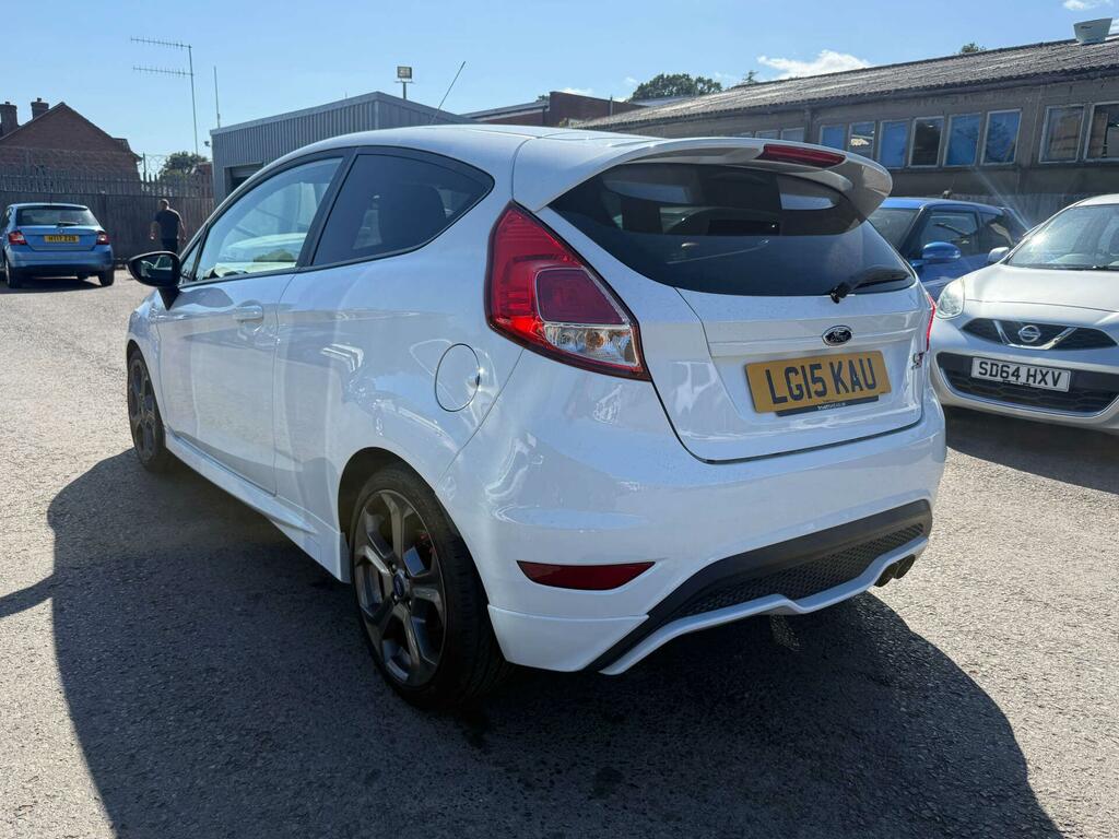 Ford Fiesta 1.6T Ecoboost St-2 Euro 5 White #3