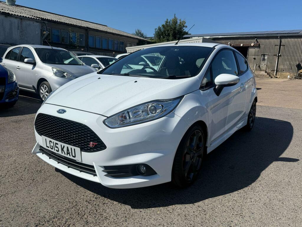 Ford Fiesta 1.6T Ecoboost St-2 Euro 5 White #2