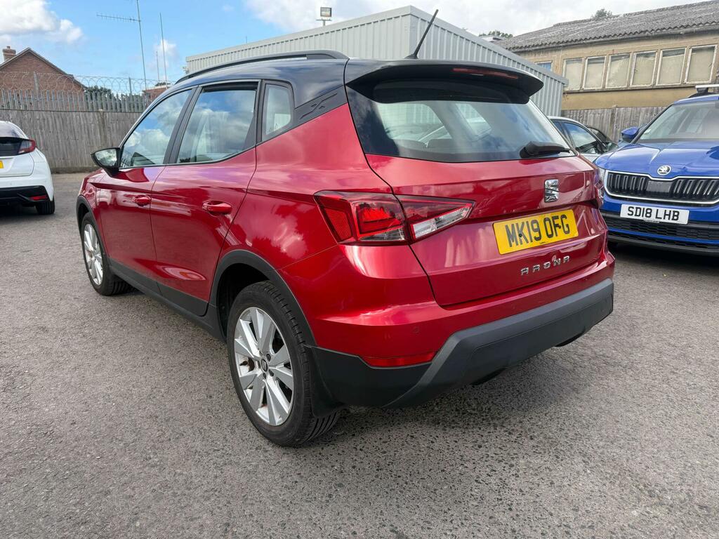 Seat Arona Se Technology Red #2