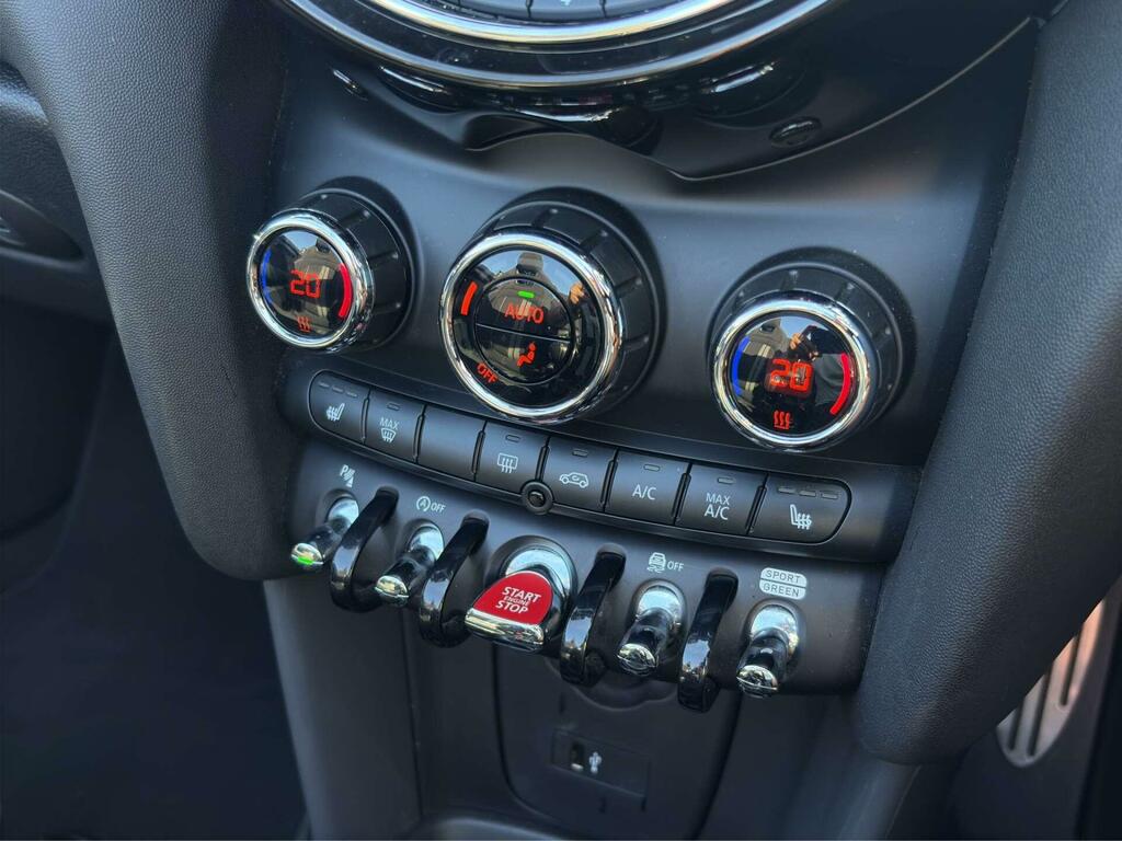 Mini Convertible 1.5 Cooper Sport Convertible Eur Black #30