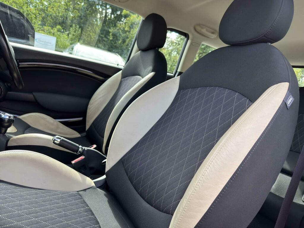 Mini Clubman Cooper Clubman White #35