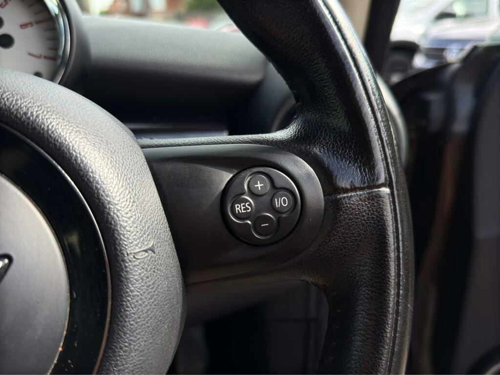 Mini Clubman Cooper Clubman White #15
