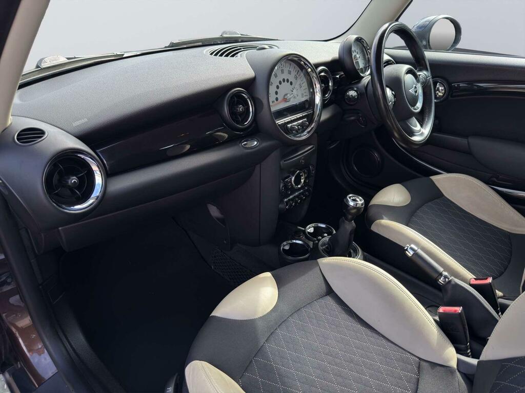 Mini Clubman Cooper Clubman White #10