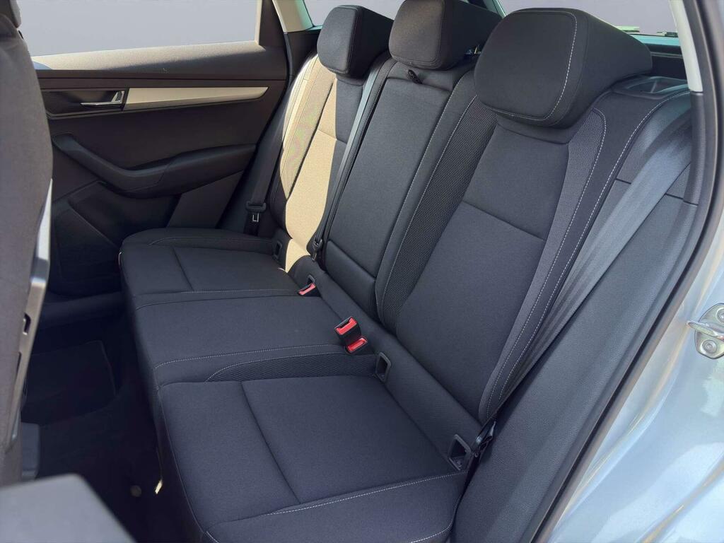 Skoda Karoq 1.5 Tsi 150Ps Sportline Dsg Red #16