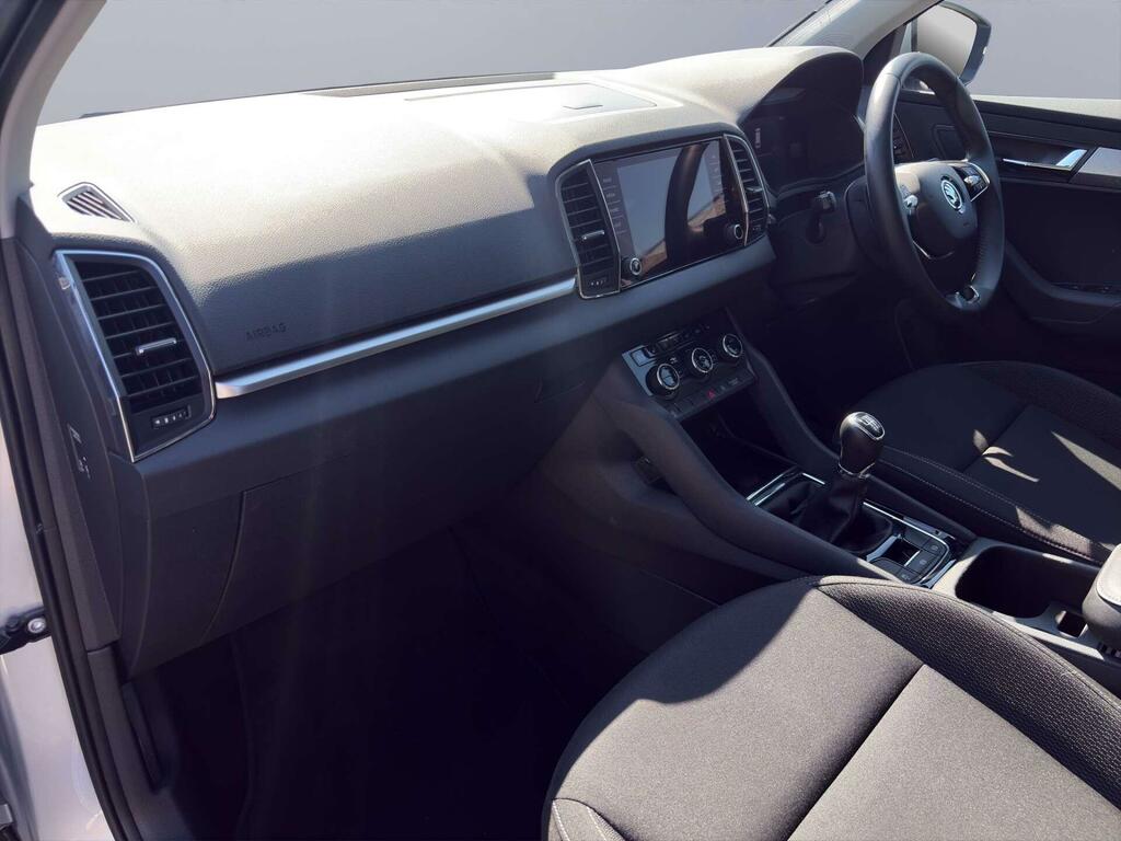 Skoda Karoq 1.5 Tsi 150Ps Sportline Dsg Red #10