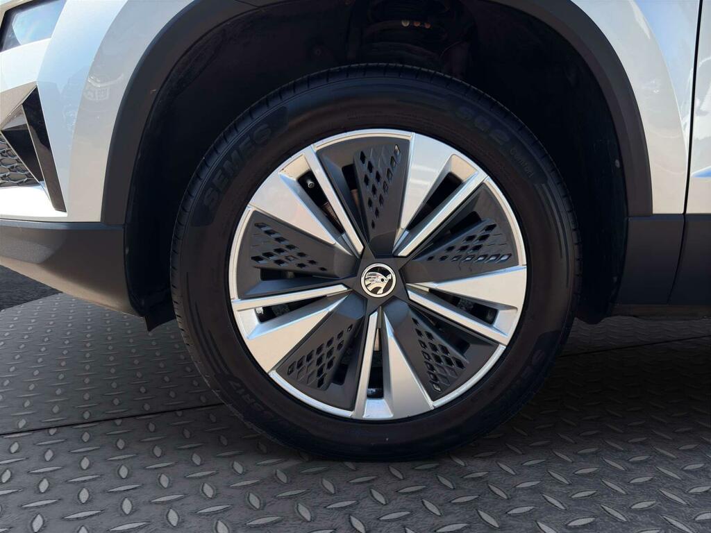Skoda Karoq 1.5 Tsi 150Ps Sportline Dsg Red #43
